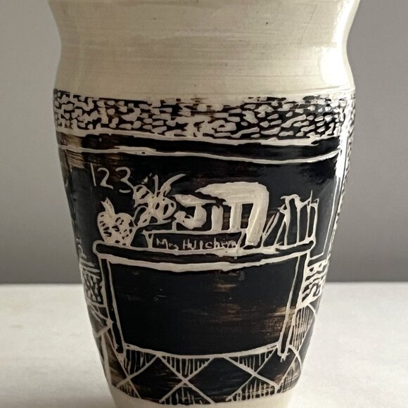 Vintage Studio Pottery Teachers Mug / Dated & Signed Art Pottery - Picture 9 of 10